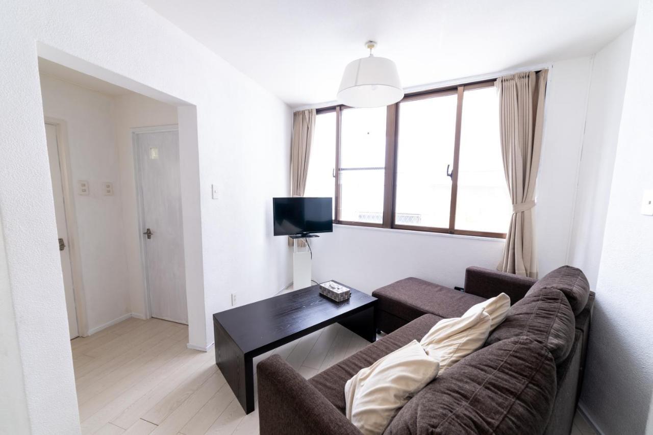 Izumisaki Terrace402 Aparthotel Naha Exteriör bild